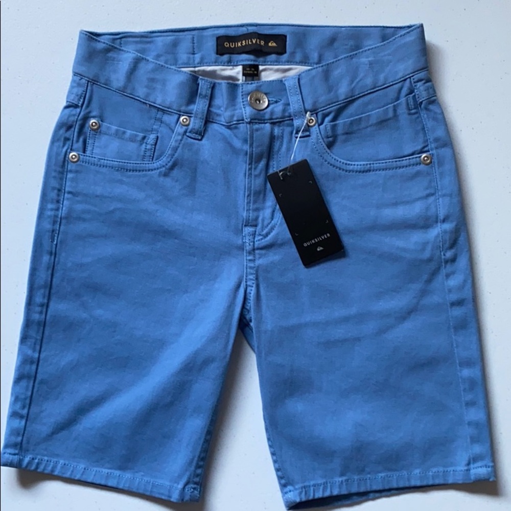 Boys QUICK SILVER shorts